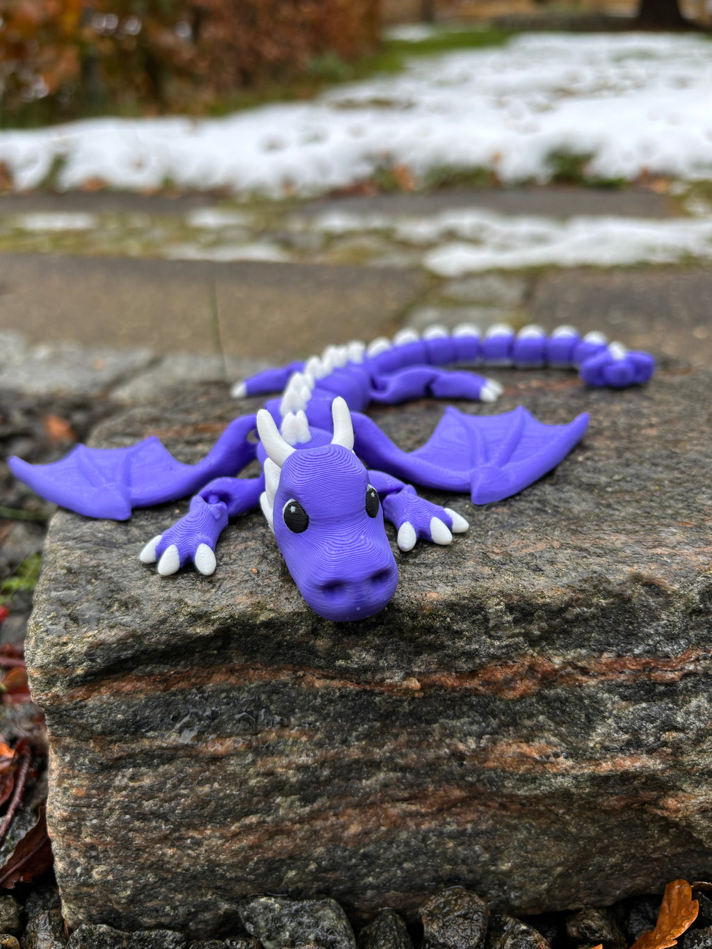 Tåge Tårnets Magiske Drager – Glimmersvinge, Ildslipse, Dugdanser & Sprigglekams